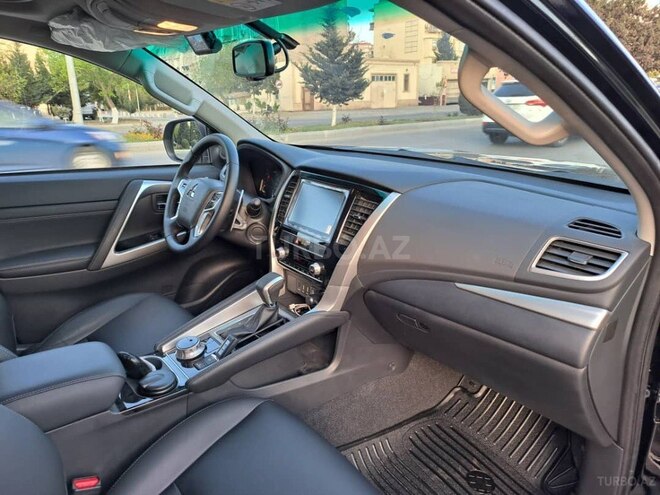 Mitsubishi Pajero 2023, 560 km - 3.0 л - Bakı