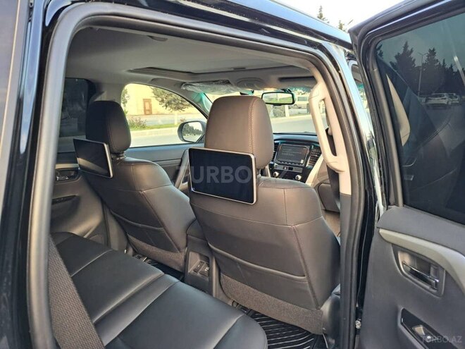 Mitsubishi Pajero 2023, 560 km - 3.0 л - Bakı