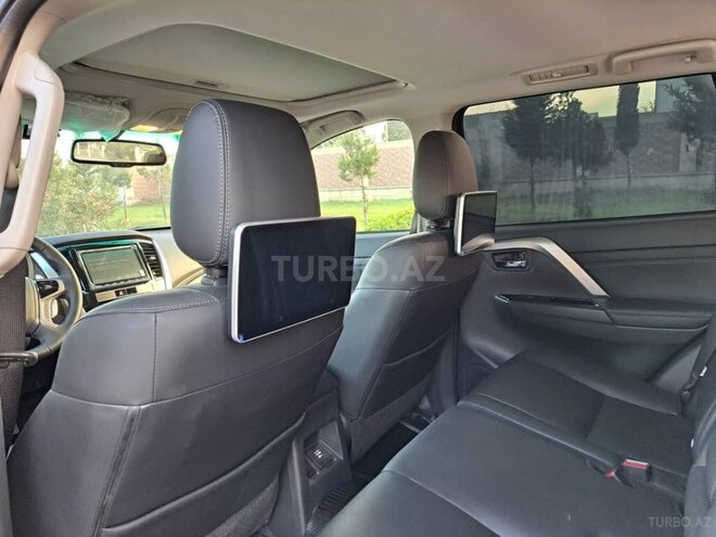 Mitsubishi Pajero 2023, 560 km - 3.0 л - Bakı