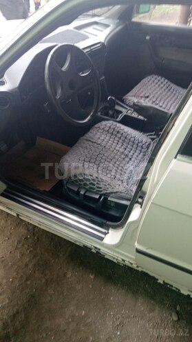 BMW 525 1989, 503,800 km - 2.5 l - Quba
