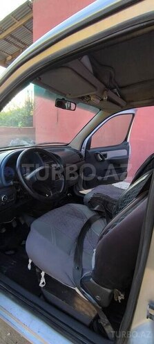 Citroen Berlingo 2001, 407,000 km - 1.4 l - Bakı
