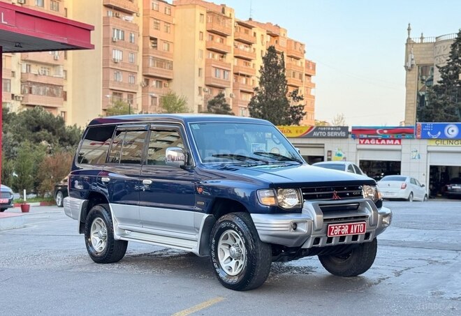 Mitsubishi Pajero 1997, 286,000 km - 3.5 l - Bakı
