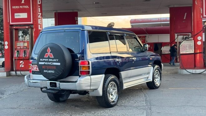 Mitsubishi Pajero 1997, 286,000 km - 3.5 l - Bakı