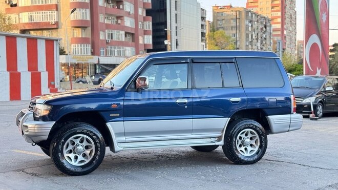 Mitsubishi Pajero 1997, 286,000 km - 3.5 l - Bakı