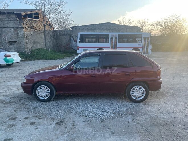 Opel Astra 1995, 223,344 km - 1.6 l - Bakı
