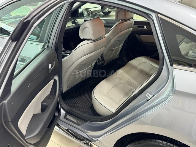 Hyundai Sonata-9