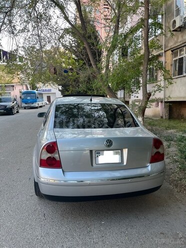 Volkswagen Passat 2003, 312,000 km - 1.8 l - Sumqayıt