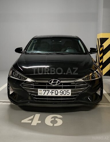 Hyundai Elantra-1