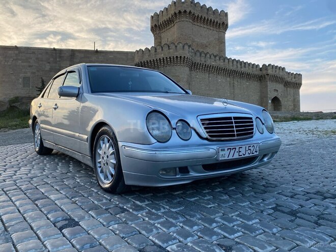 Mercedes E 200 d 2001, 320,000 km - 2.2 л - Bakı