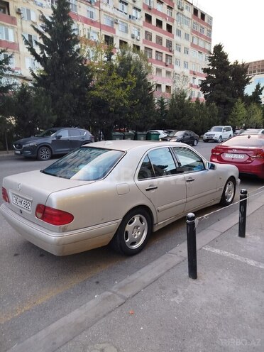 Mercedes E 230 1996, 410,000 km - 2.3 l - Bakı