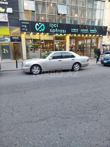 Mercedes E 230 1996, 410,000 km - 2.3 l - Bakı