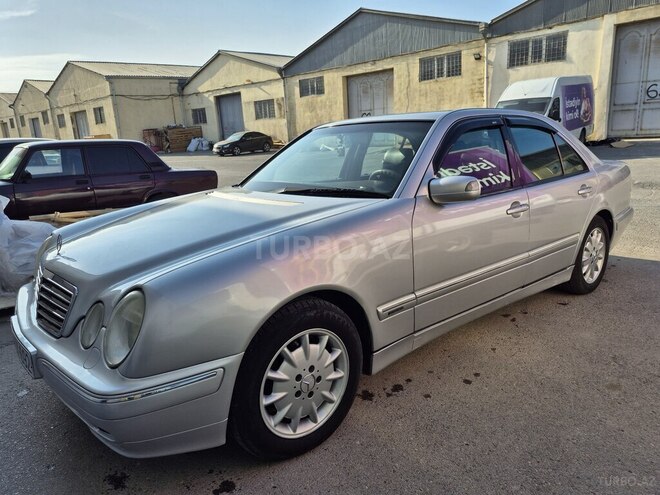 Mercedes E 240 2000, 274,000 km - 2.6 l - Bakı