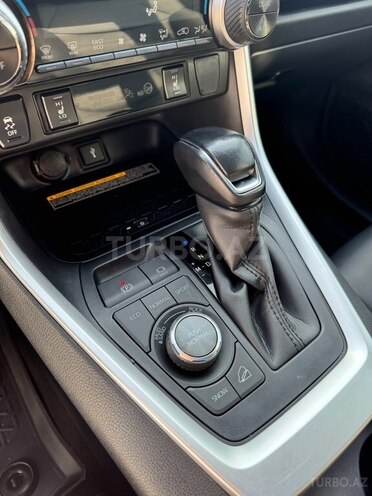 Toyota RAV4 2021, 34,000 km - 2.0 л - Bakı