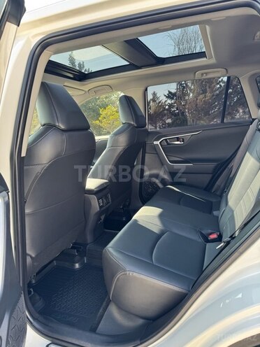 Toyota RAV4 2021, 34,000 km - 2.0 л - Bakı