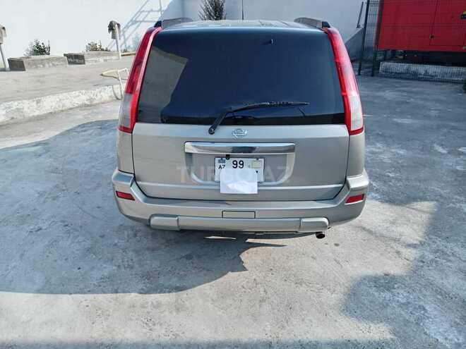 Nissan X-Trail 2002, 227,645 km - 2.0 l - Sabirabad