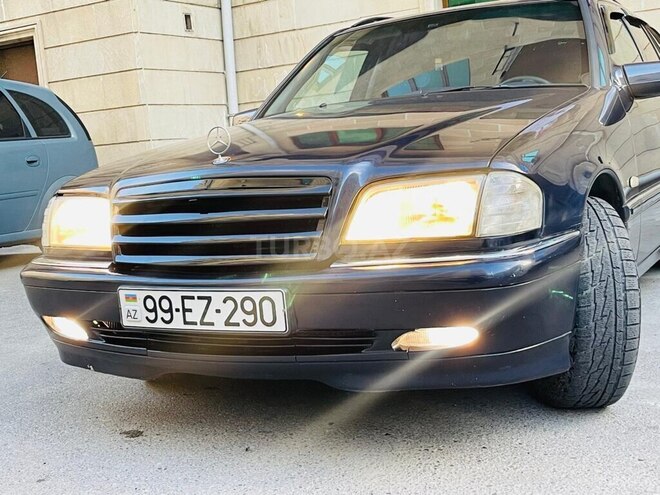Mercedes C 240 2000, 411,000 km - 2.4 l - Bakı