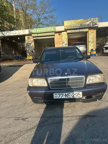 Mercedes C 220 d 1999, 240,000 km - 2.2 l - Bakı