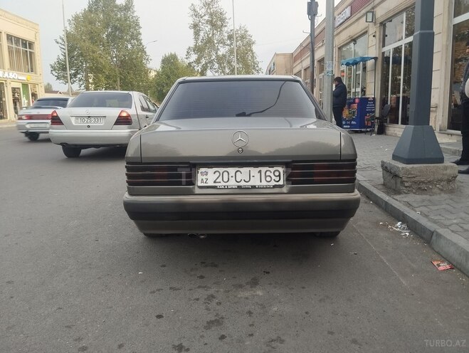 Mercedes 190 1989, 235,421 km - 2.0 л - Bərdə