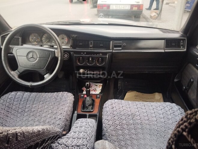 Mercedes 190 1989, 235,421 km - 2.0 л - Bərdə
