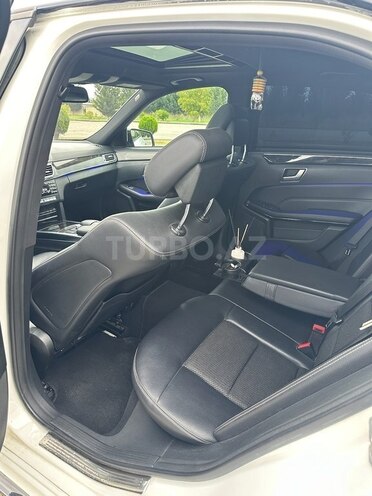 Mercedes E 200 2013, 250,000 km - 2.0 l - Bakı