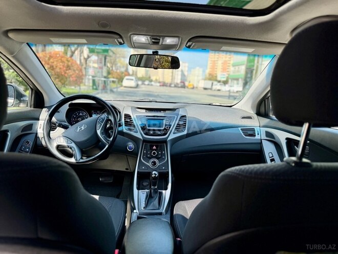 Hyundai Elantra 2015, 107,826 km - 1.8 l - Bakı