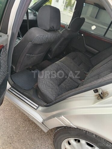 Mercedes C 220 1993, 260,000 km - 2.2 л - Kürdəmir