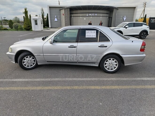 Mercedes C 220 1993, 260,000 km - 2.2 л - Kürdəmir