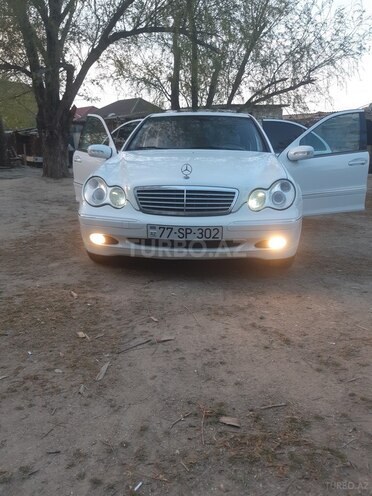 Mercedes C 240 2002, 32,000 km - 2.6 l - Bakı