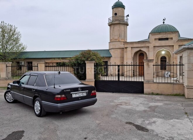 Mercedes E 200 1994, 495,000 km - 2.0 л - Ağsu