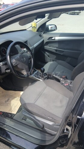 Opel Astra 2006, 352,000 km - 1.3 l - Bakı
