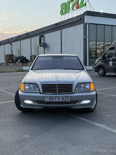 Mercedes C 200 1997, 352,000 km - 2.0 л - Bakı