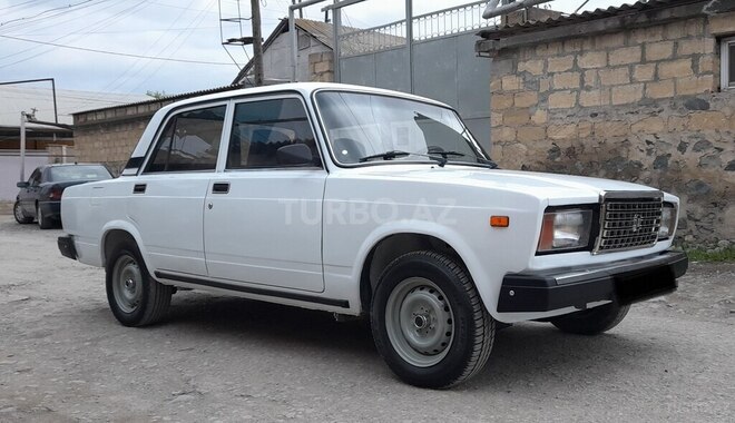 LADA (VAZ) 2107 2006, 85,000 km - 1.6 л - Gəncə