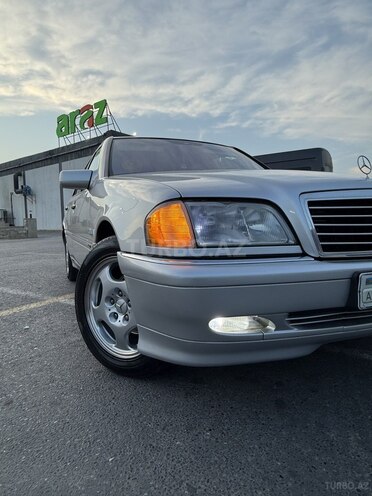Mercedes C 200 1997, 352,000 km - 2.0 л - Bakı