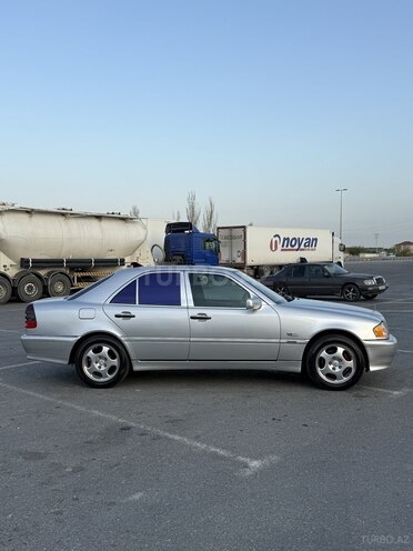 Mercedes C 200 1997, 352,000 km - 2.0 л - Bakı