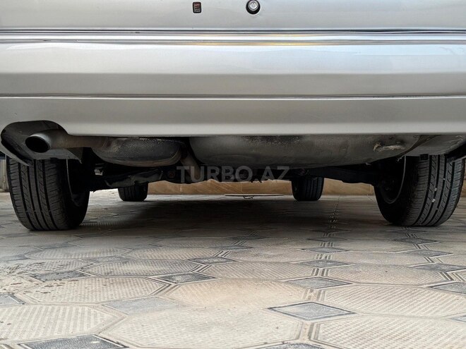 Mercedes E 220 1995, 260,000 km - 2.2 l - Sumqayıt