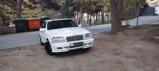 Mercedes C 220 1995, 364,578 km - 2.2 л - Bakı