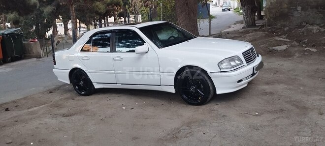 Mercedes C 220 1995, 364,578 km - 2.2 л - Bakı