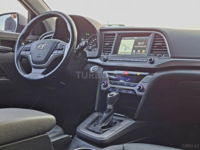 Hyundai Avante 2016, 156,000 km - 1.6 l - Bakı
