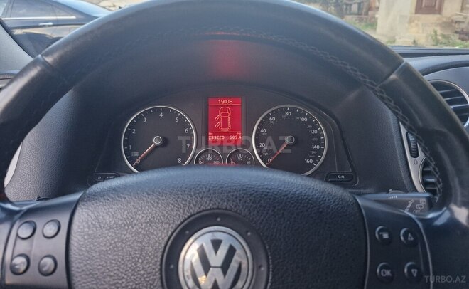 Volkswagen Tiguan 2009, 240,000 km - 2.0 l - Bakı