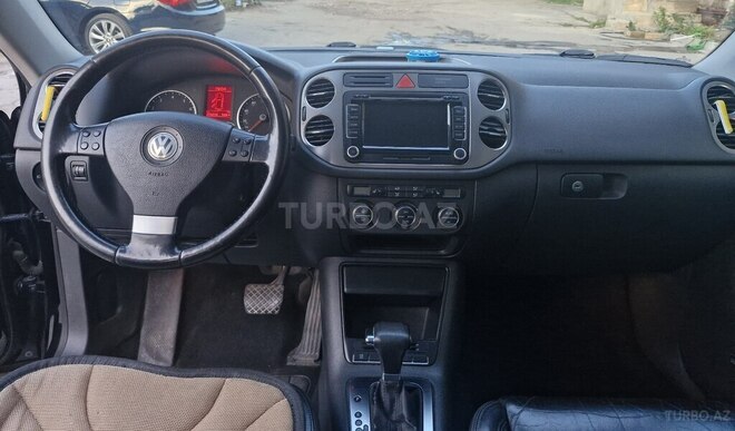 Volkswagen Tiguan 2009, 240,000 km - 2.0 l - Bakı