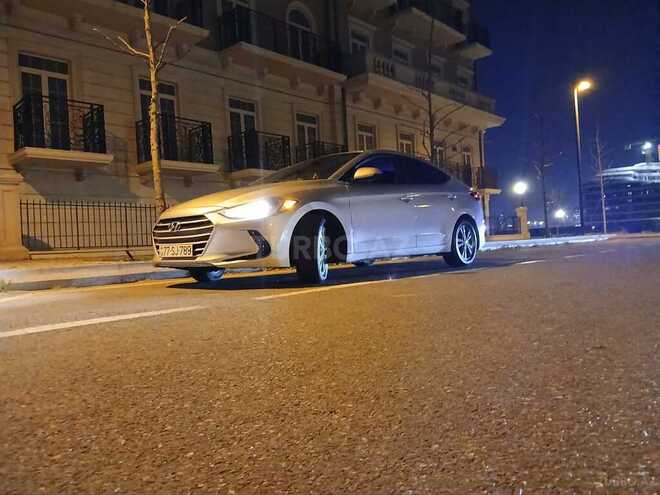 Hyundai Elantra 2016, 233,000 km - 2.0 l - Bakı
