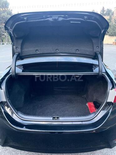 Toyota Corolla 2013, 230,000 km - 1.6 l - Şirvan