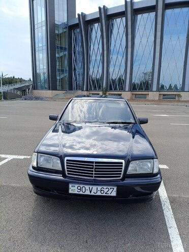 Mercedes C 180 1999, 296,000 km - 1.8 l - Gəncə