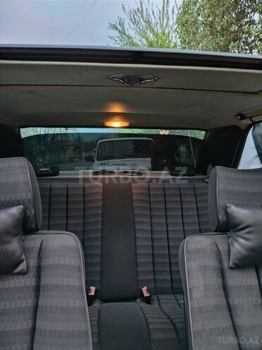 Mercedes 190 1990, 350,000 km - 2.0 l - Qazax