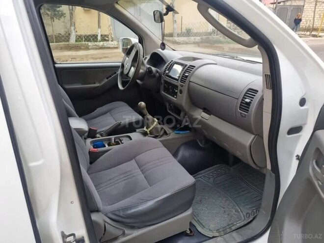 Nissan Navara 2008, 320,000 km - 2.5 л - Bakı