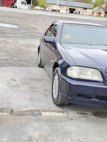 Mercedes C 180 1998, 428,688 km - 1.8 l - Zaqatala