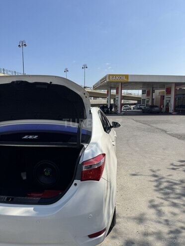 Toyota Corolla 2013, 206,238 km - 1.6 l - Bakı