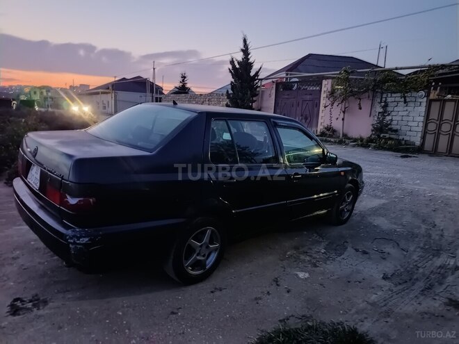 Volkswagen Vento 1997, 189,000 km - 2.0 l - Bakı