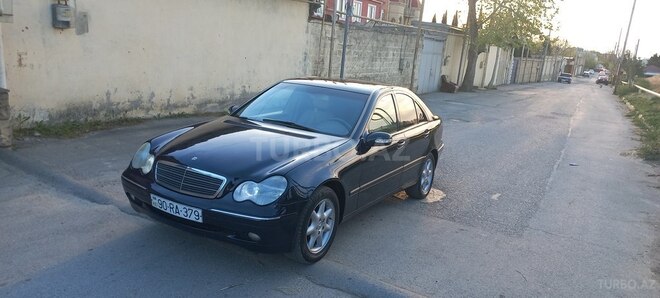 Mercedes C 240 2003, 231,234 km - 2.6 l - Bakı