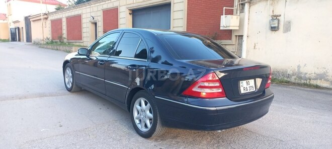 Mercedes C 240 2003, 231,234 km - 2.6 l - Bakı